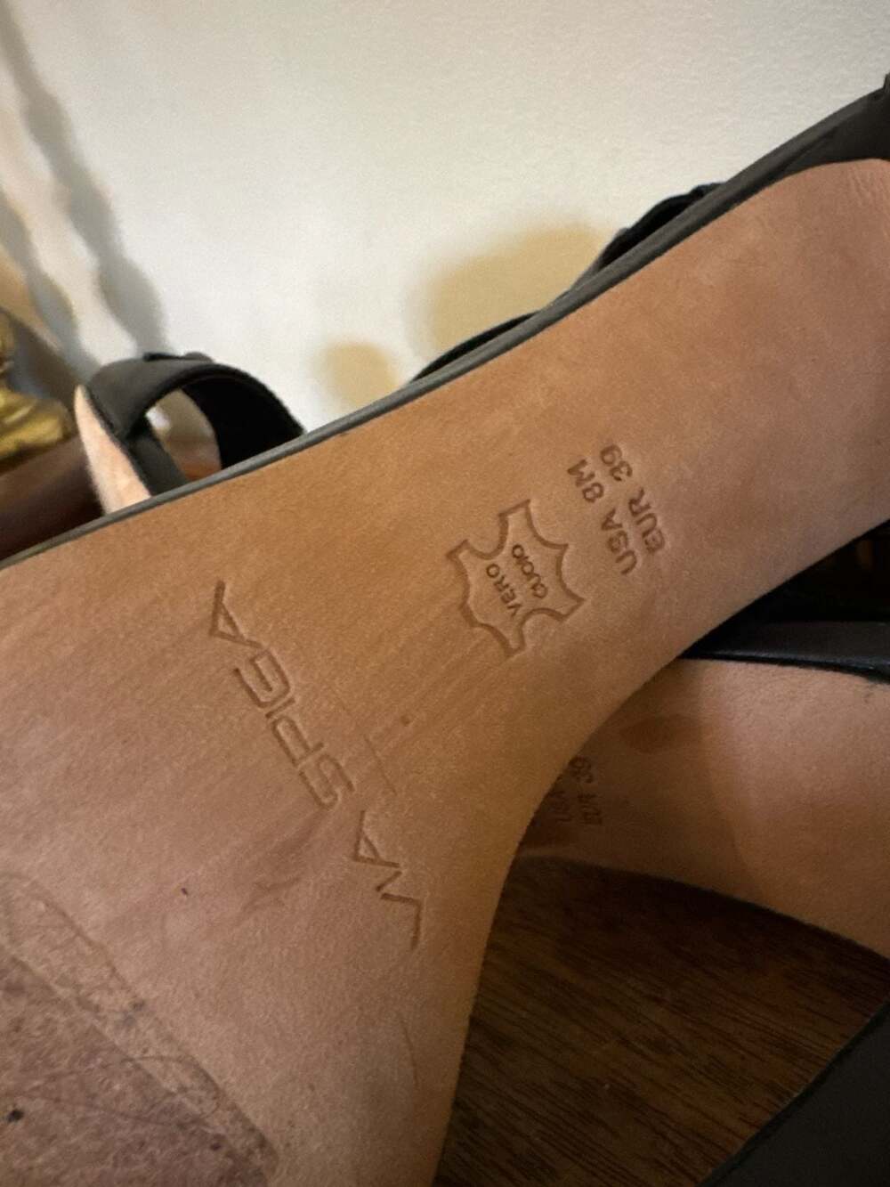 Via Spiga Black Leather T-Strap Heeled Sandals with Buckle Detail - Picture 11 of 11